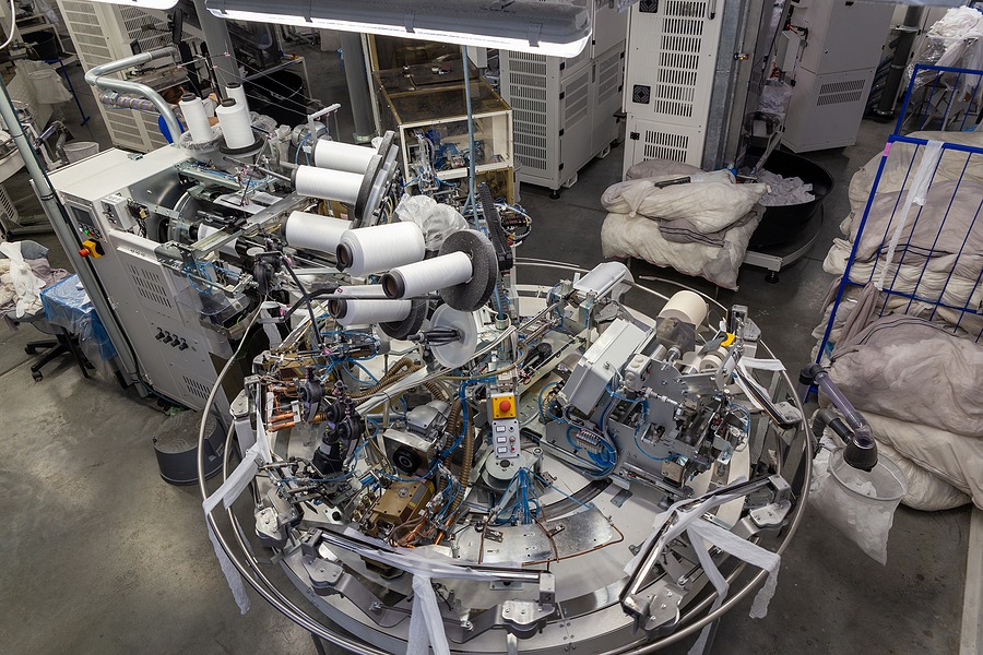 Robot manufacturing goods
